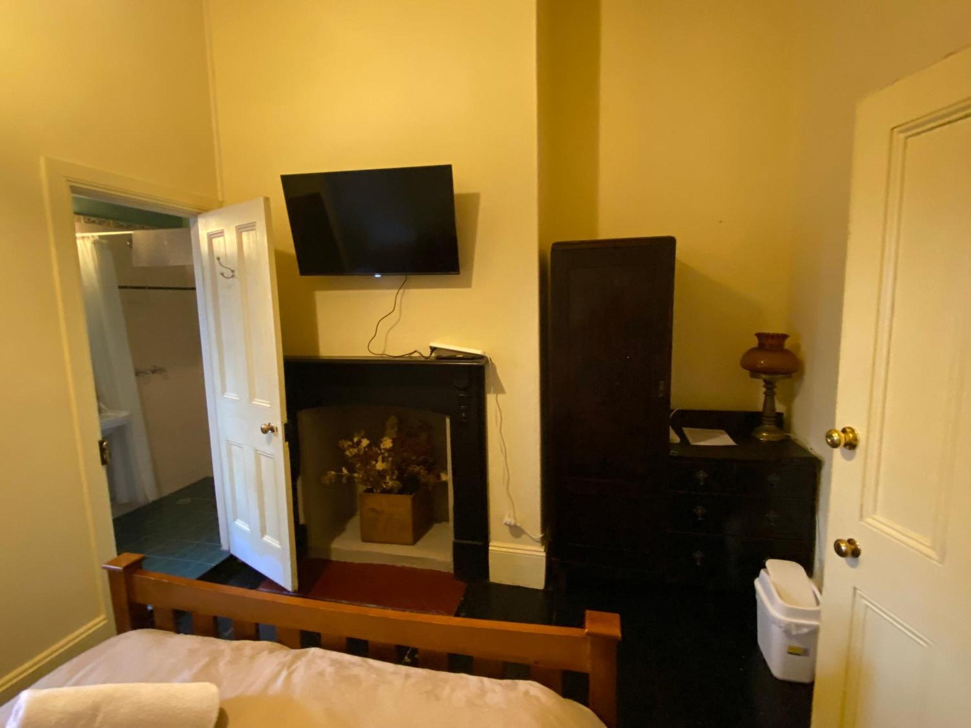 Ellstanmor Guesthouse Кума Экстерьер фото